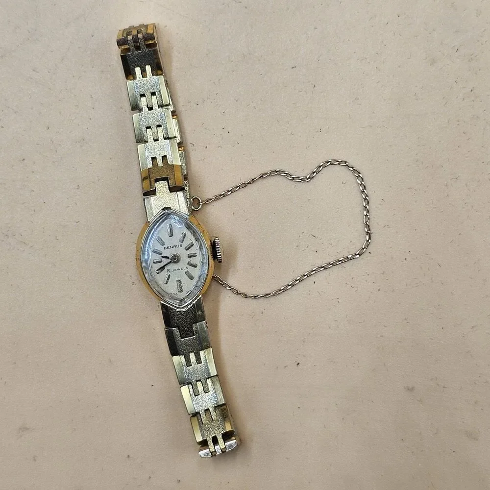 Benrus 1176-318 21 Jewel Gold Tone Vintage Ladies Cocktail Watch Runs Great